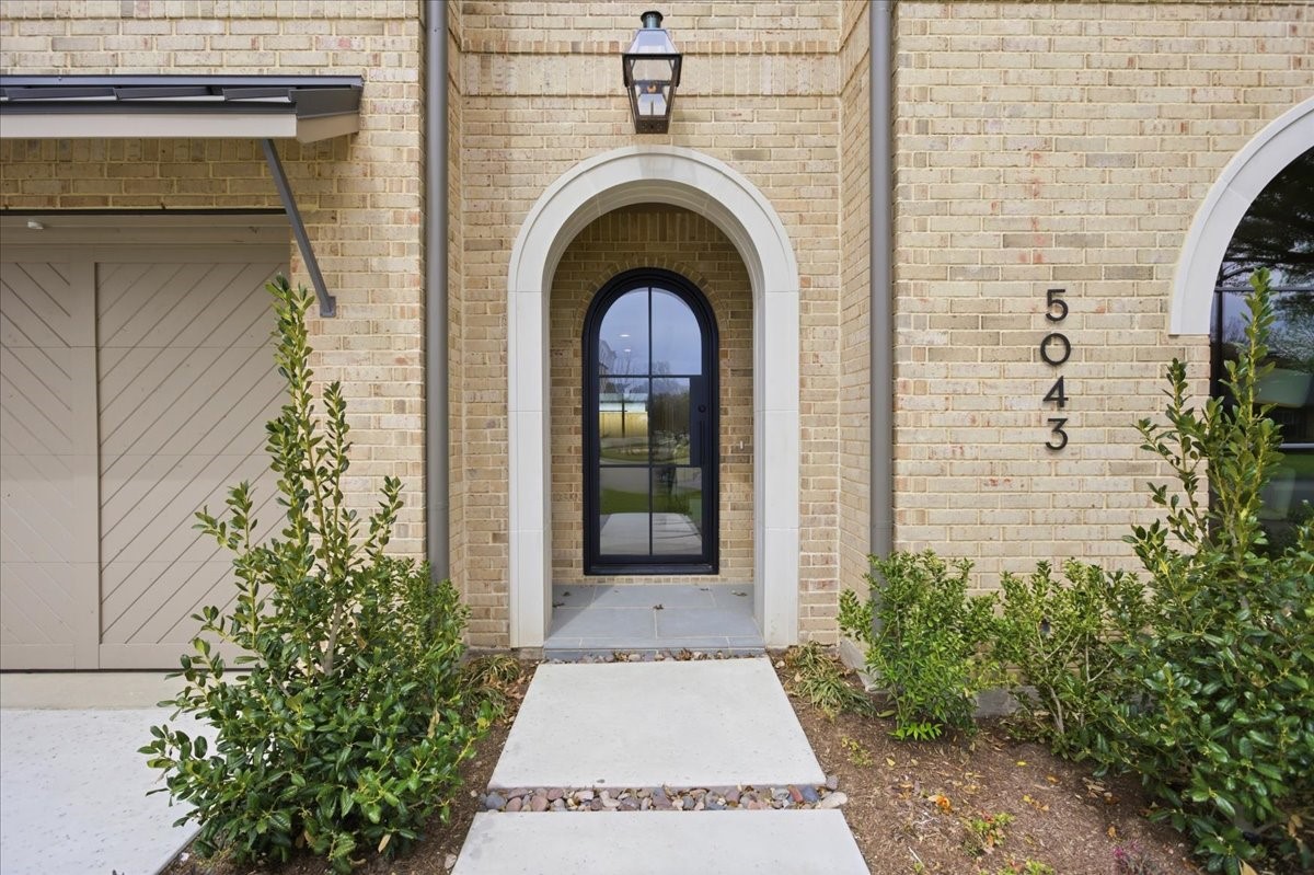 5043 Linnet Lane Dallas TX 75209