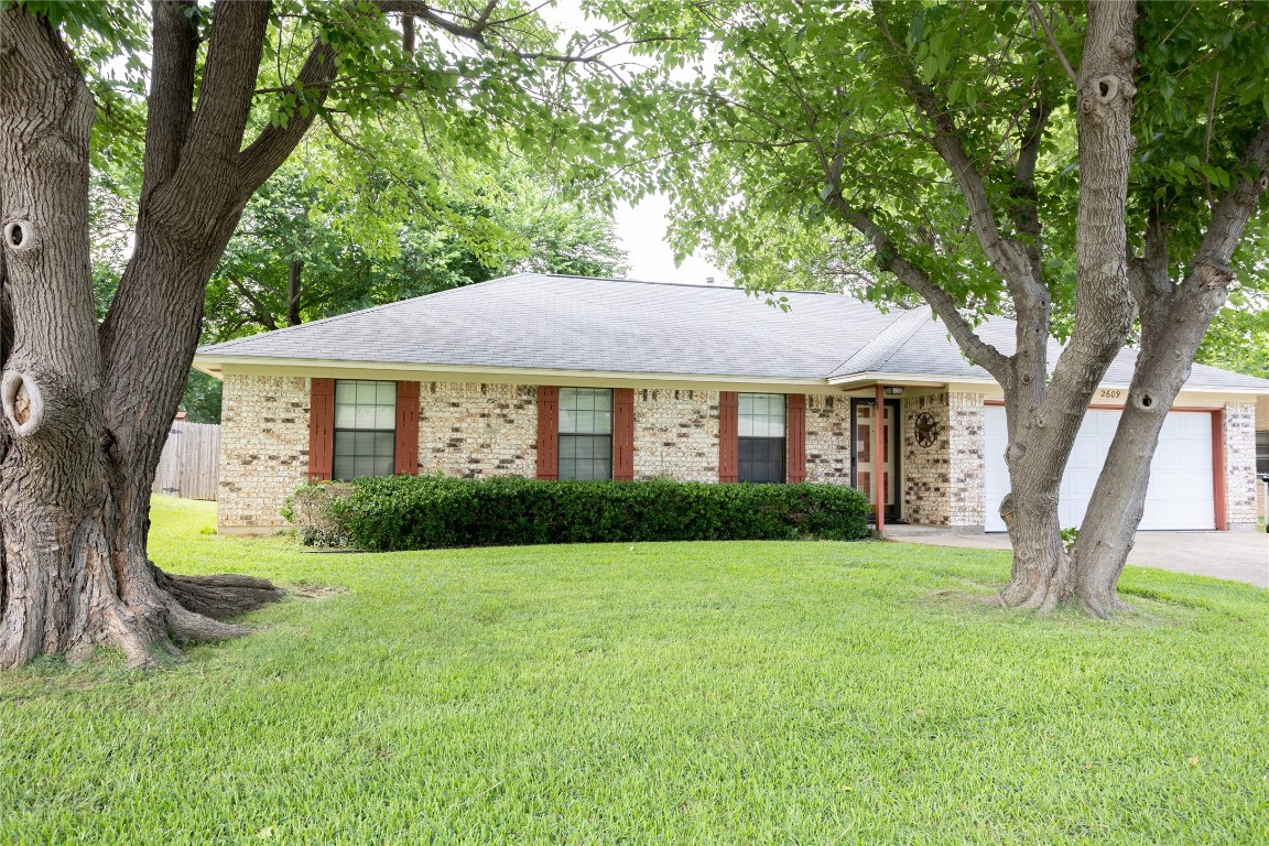 2609 Easy Street Denison TX 75020