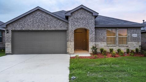 821 Peighton Drive Cleburne TX 76033