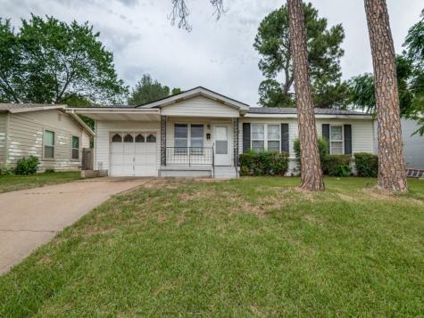 212 W Pecan Street Hurst TX 76053