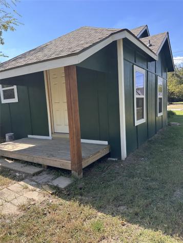 824 N Virginia Street Terrell TX 75160