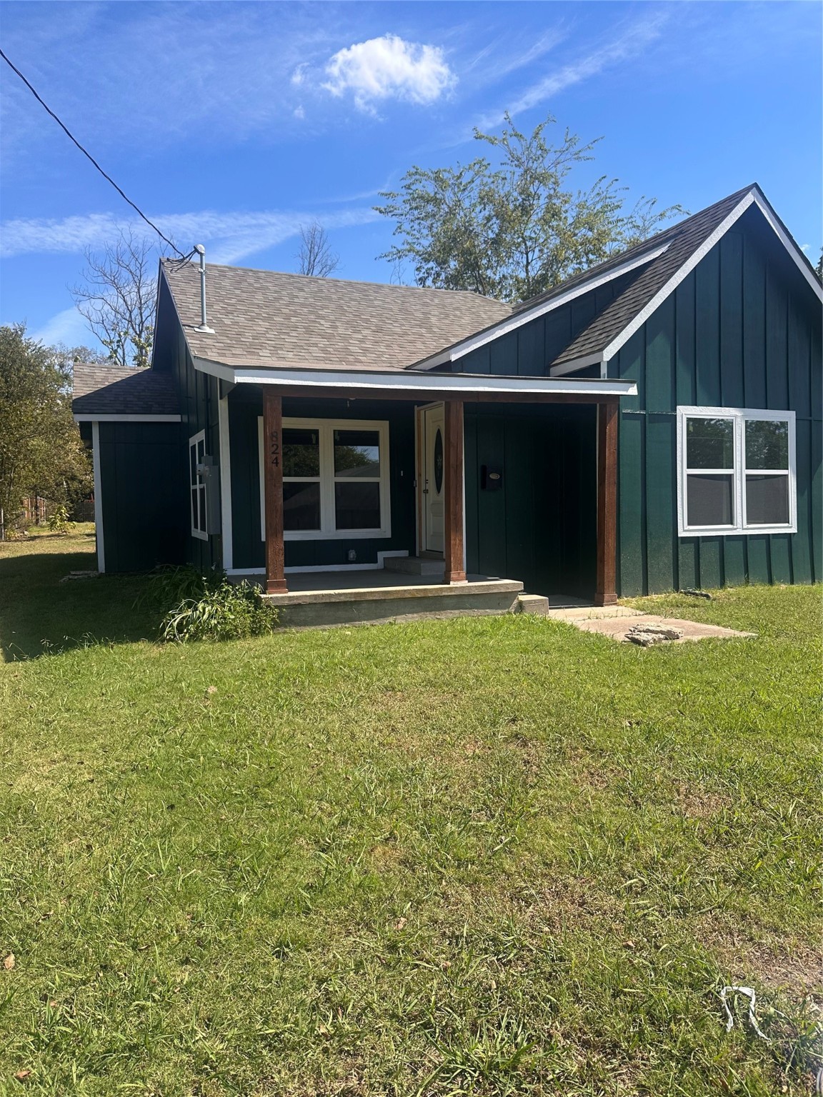 824 N Virginia Street Terrell TX 75160