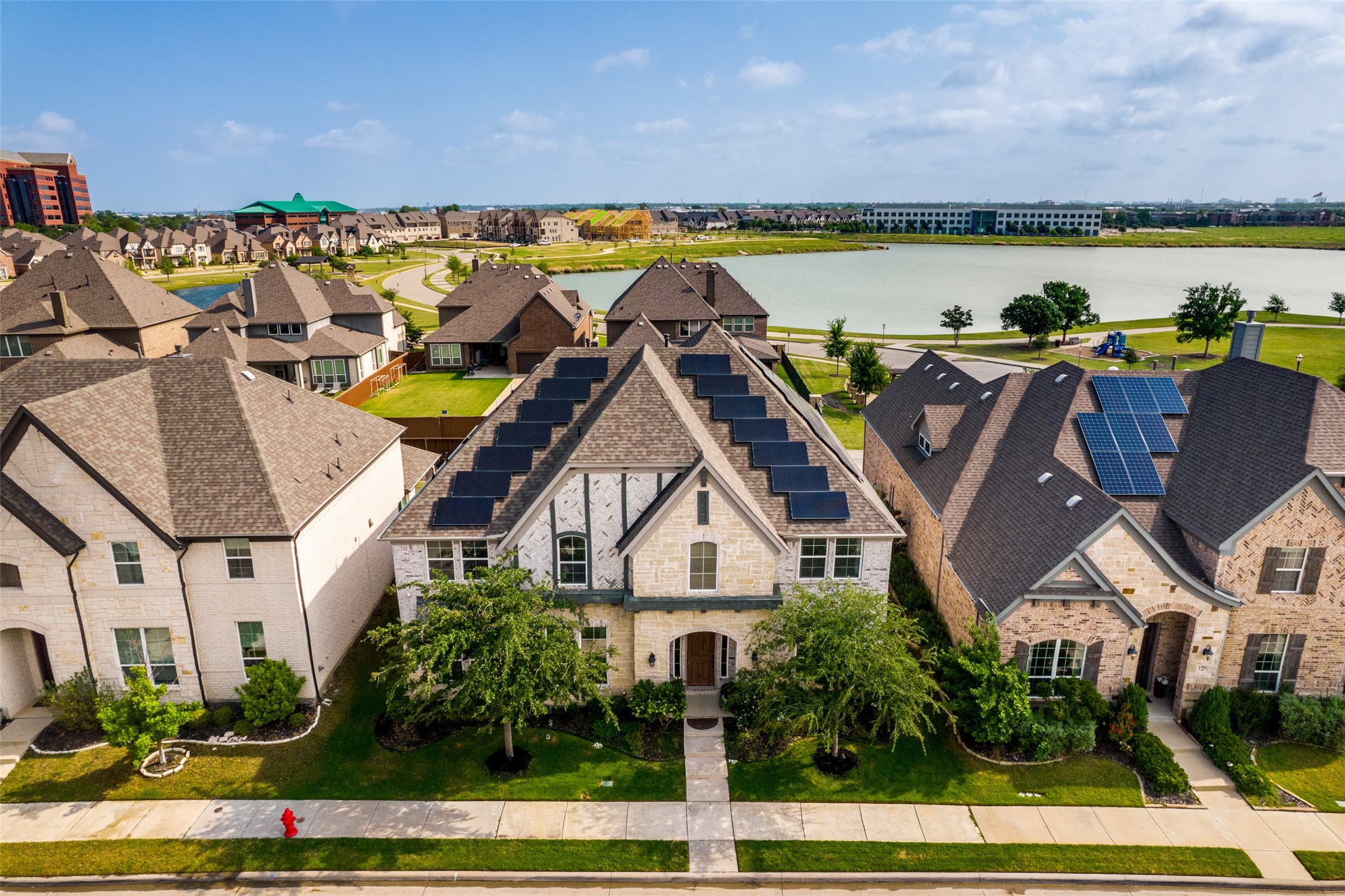 1785 Bramshaw Trail Farmers Branch TX 75234