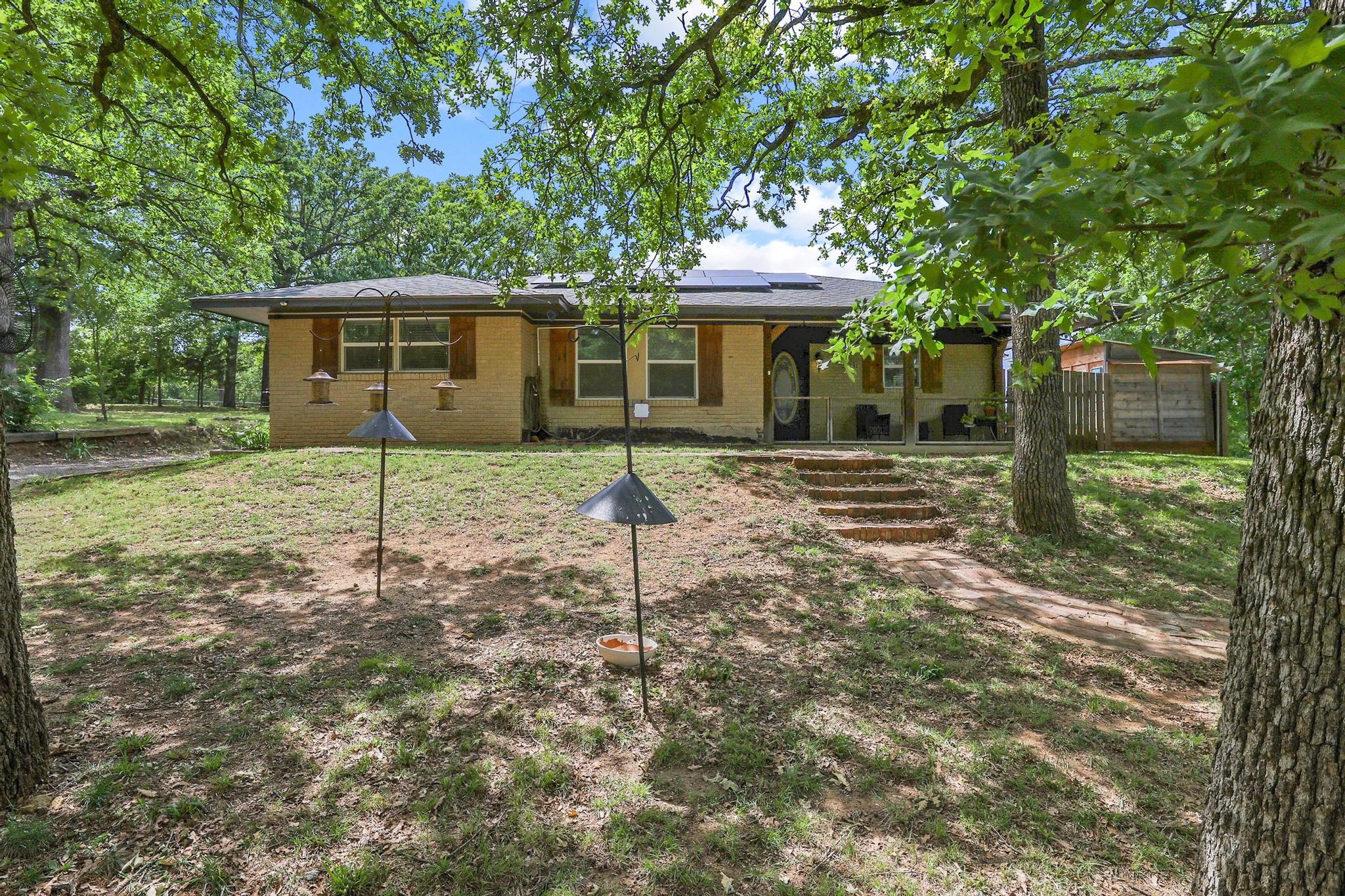 1231 Oak Drive Denison TX 75020