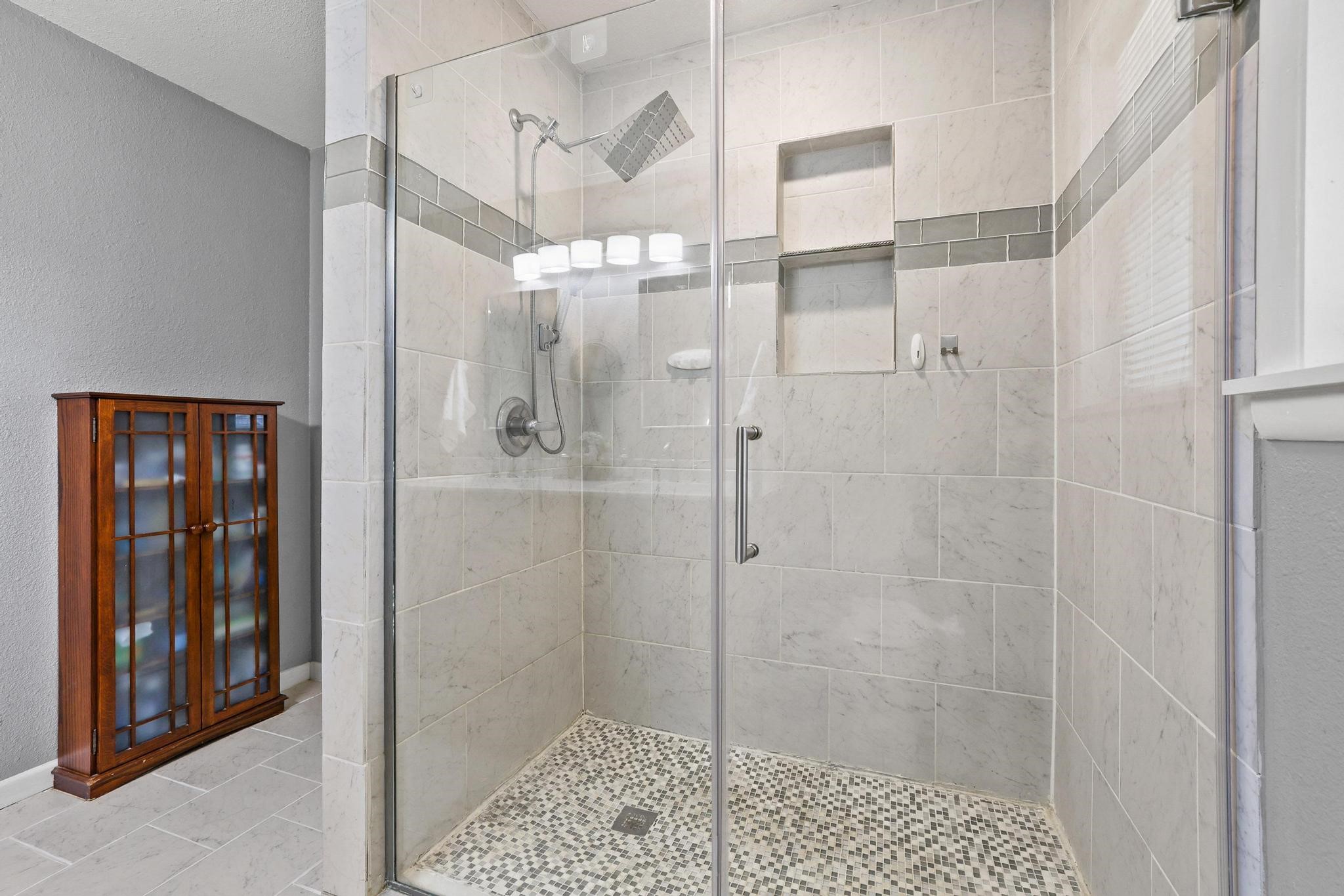 1231 Oak Drive Denison TX 75020