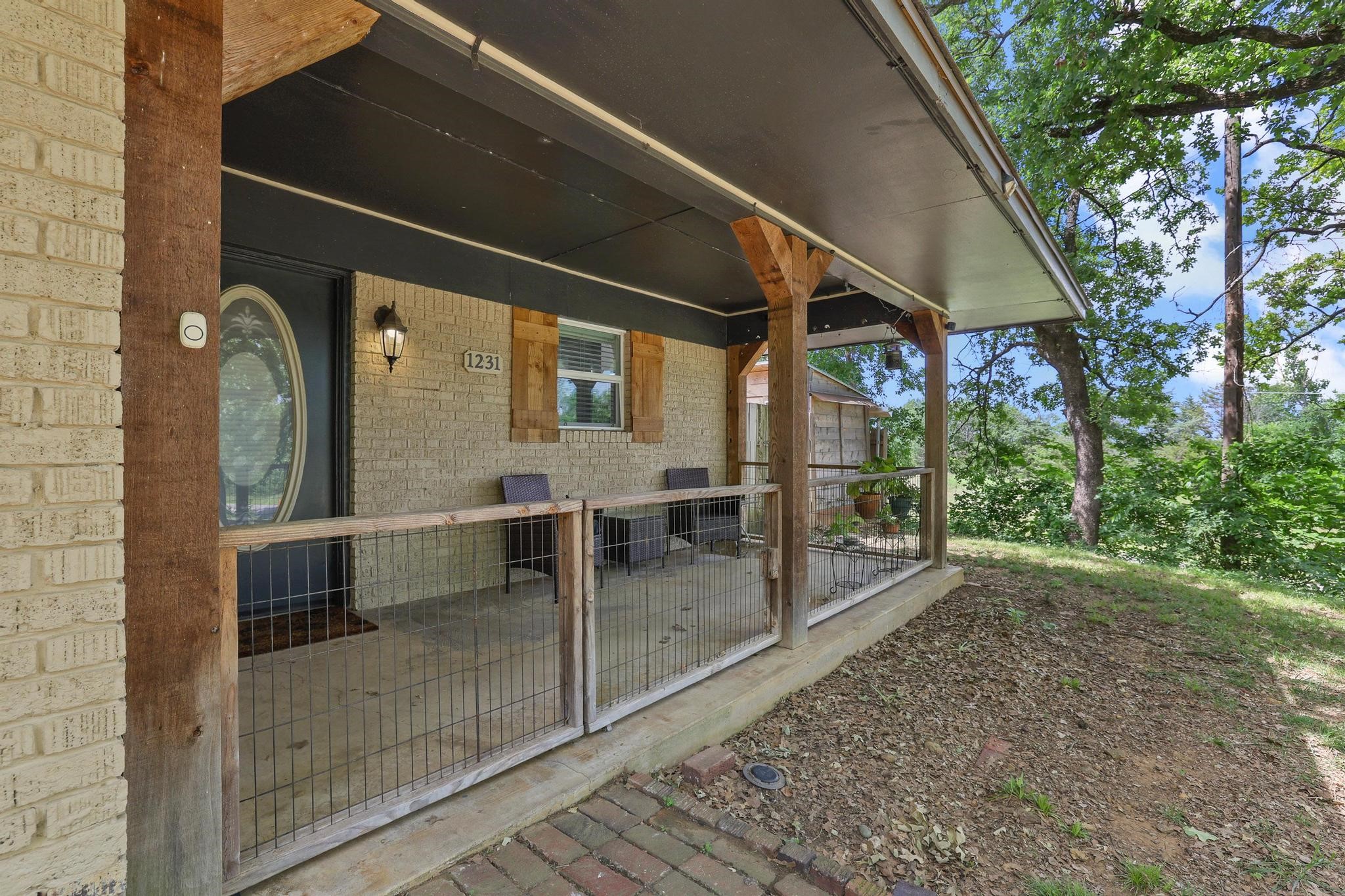 1231 Oak Drive Denison TX 75020