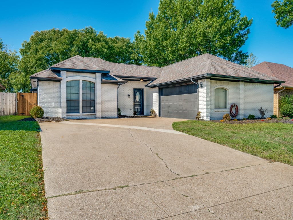 6320 Brownlee Lane Arlington TX 76018