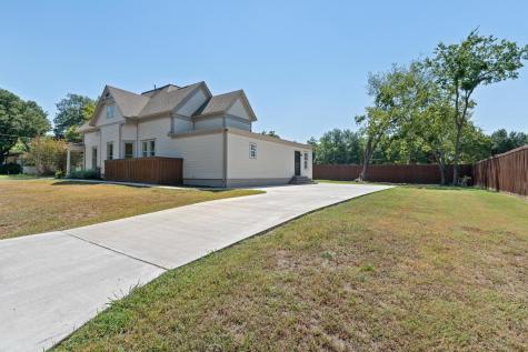 1401 Arp Street Commerce TX 75428