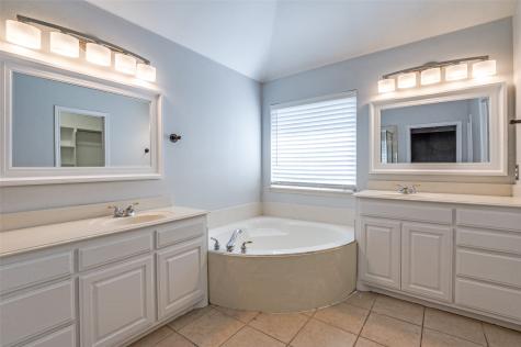 2400 Silverstone Lane Mckinney TX 75072