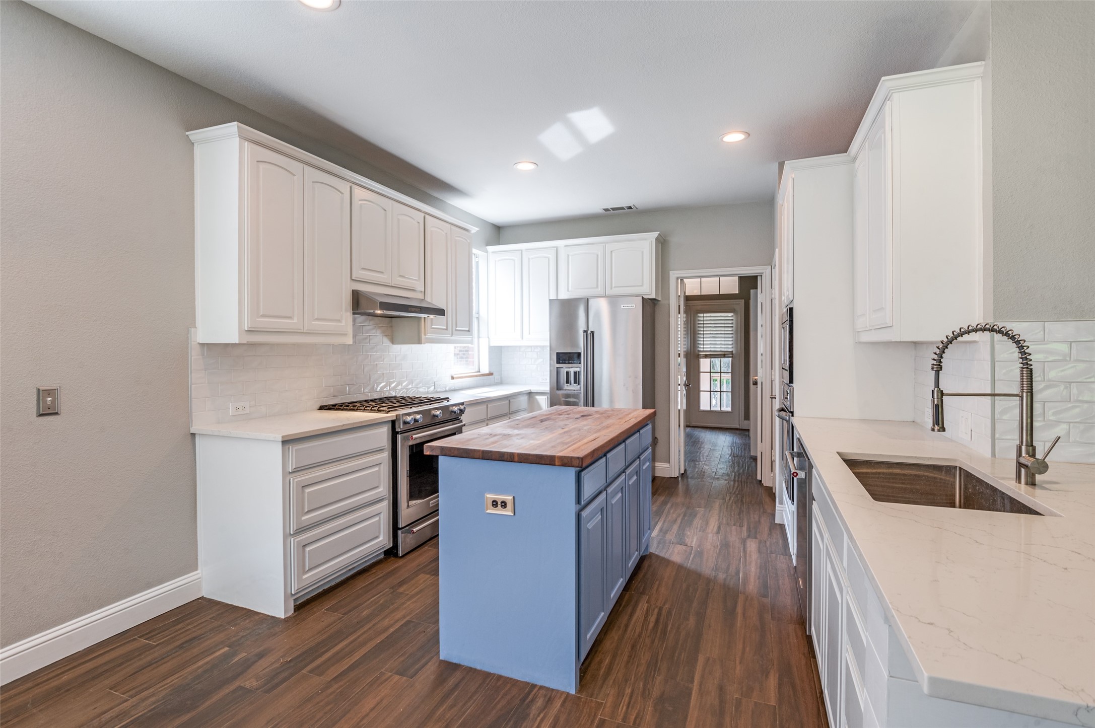 2400 Silverstone Lane Mckinney TX 75072
