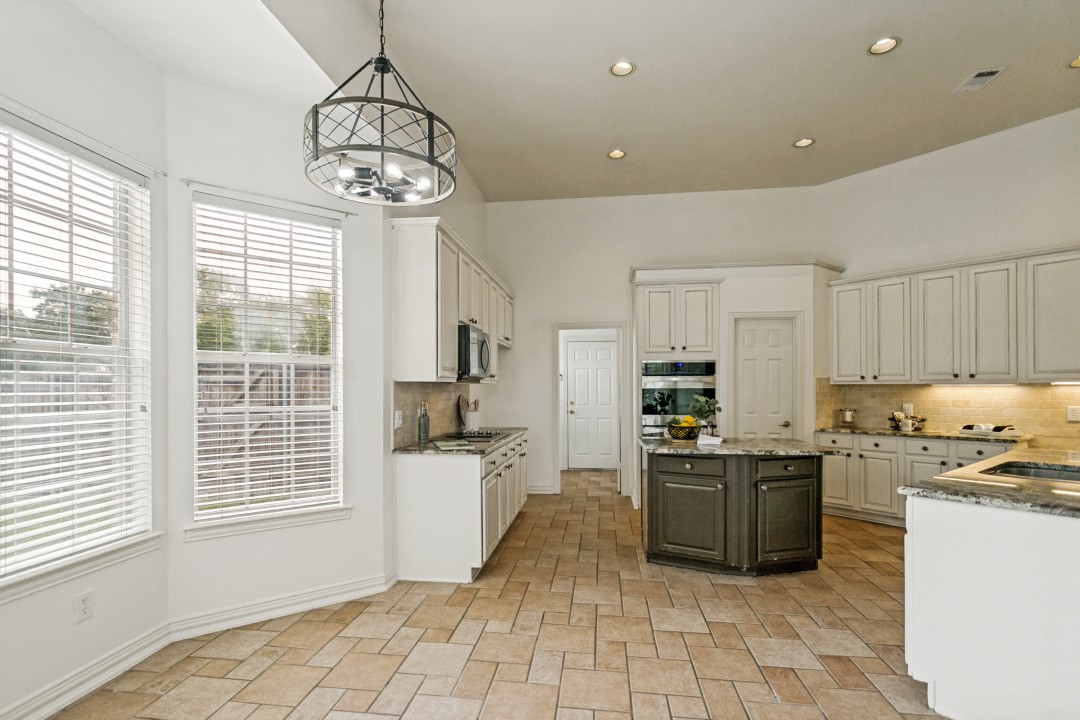 9499 Blackthorn Trail Frisco TX 75033