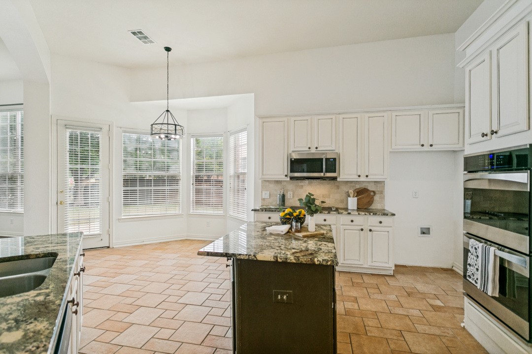 9499 Blackthorn Trail Frisco TX 75033
