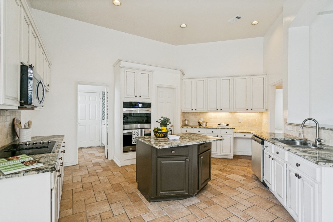 9499 Blackthorn Trail Frisco TX 75033