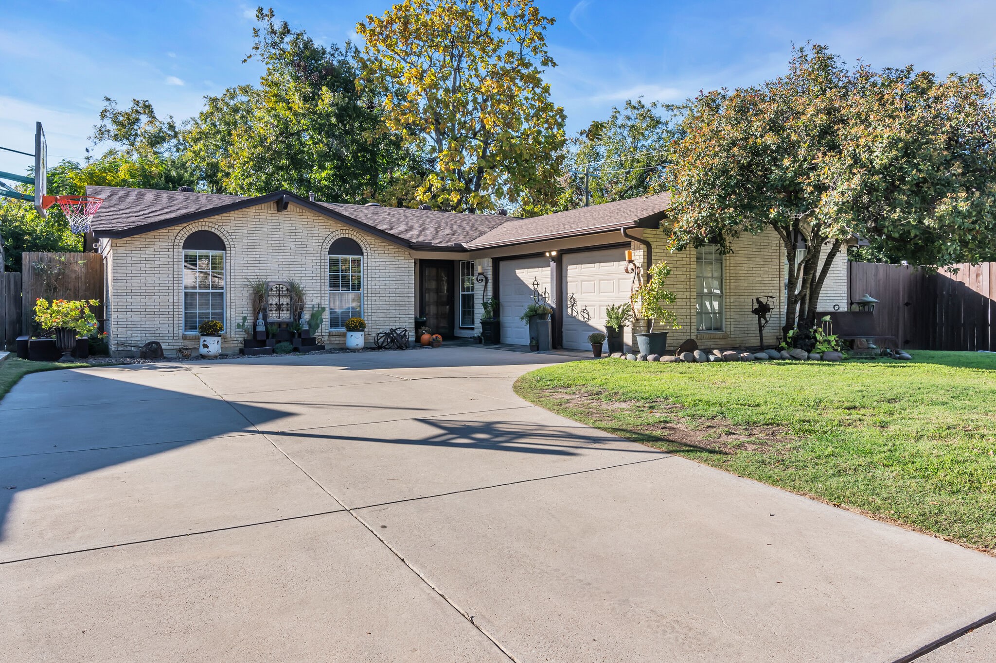 812 Belmont Street Arlington TX 76012