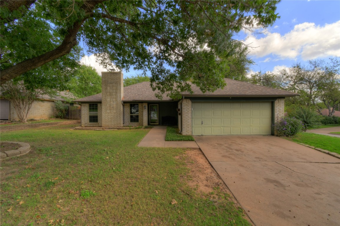 1109 Karen Court Benbrook TX 76126