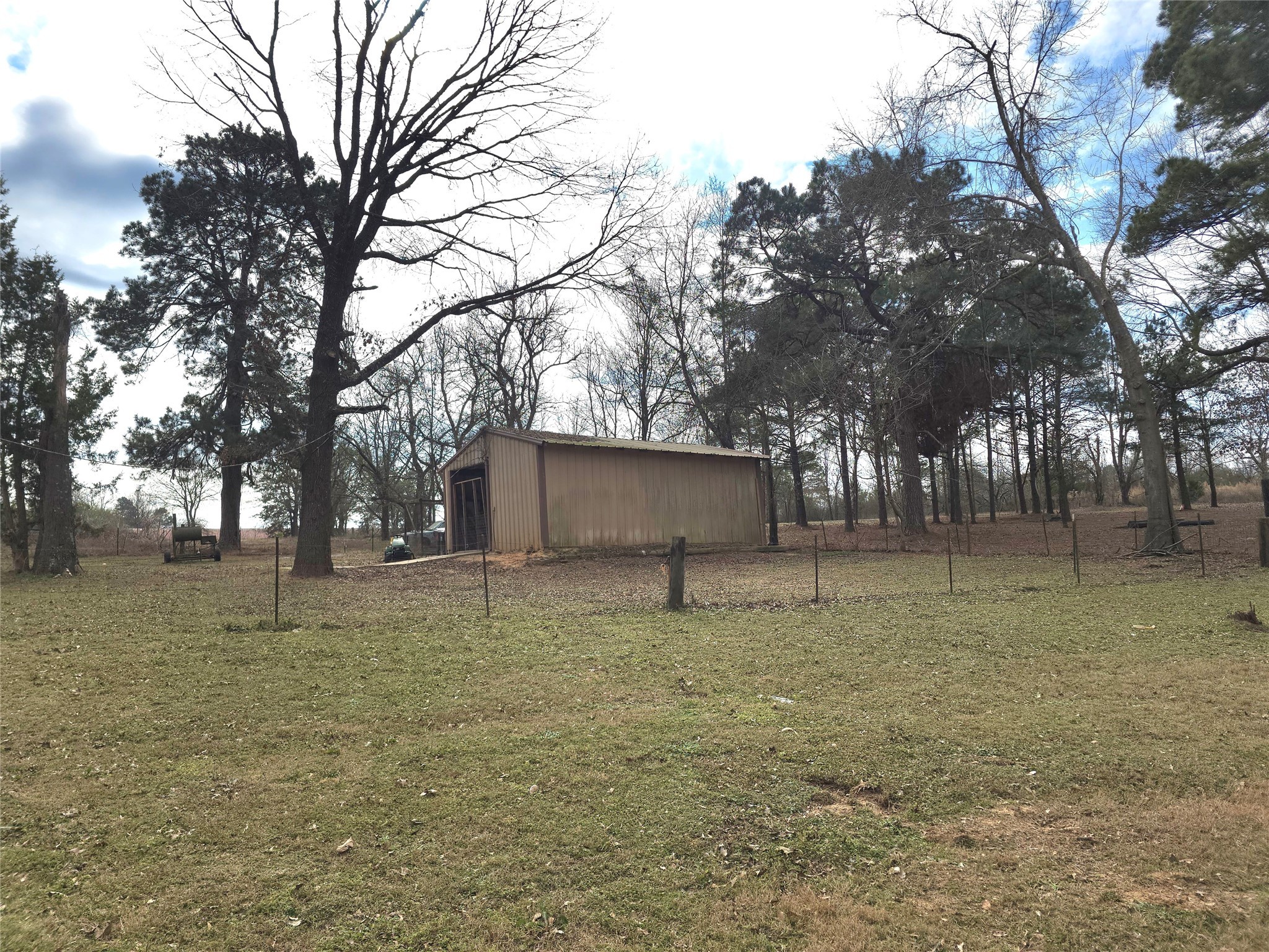 595 County Road 1100 Daingerfield TX 75638
