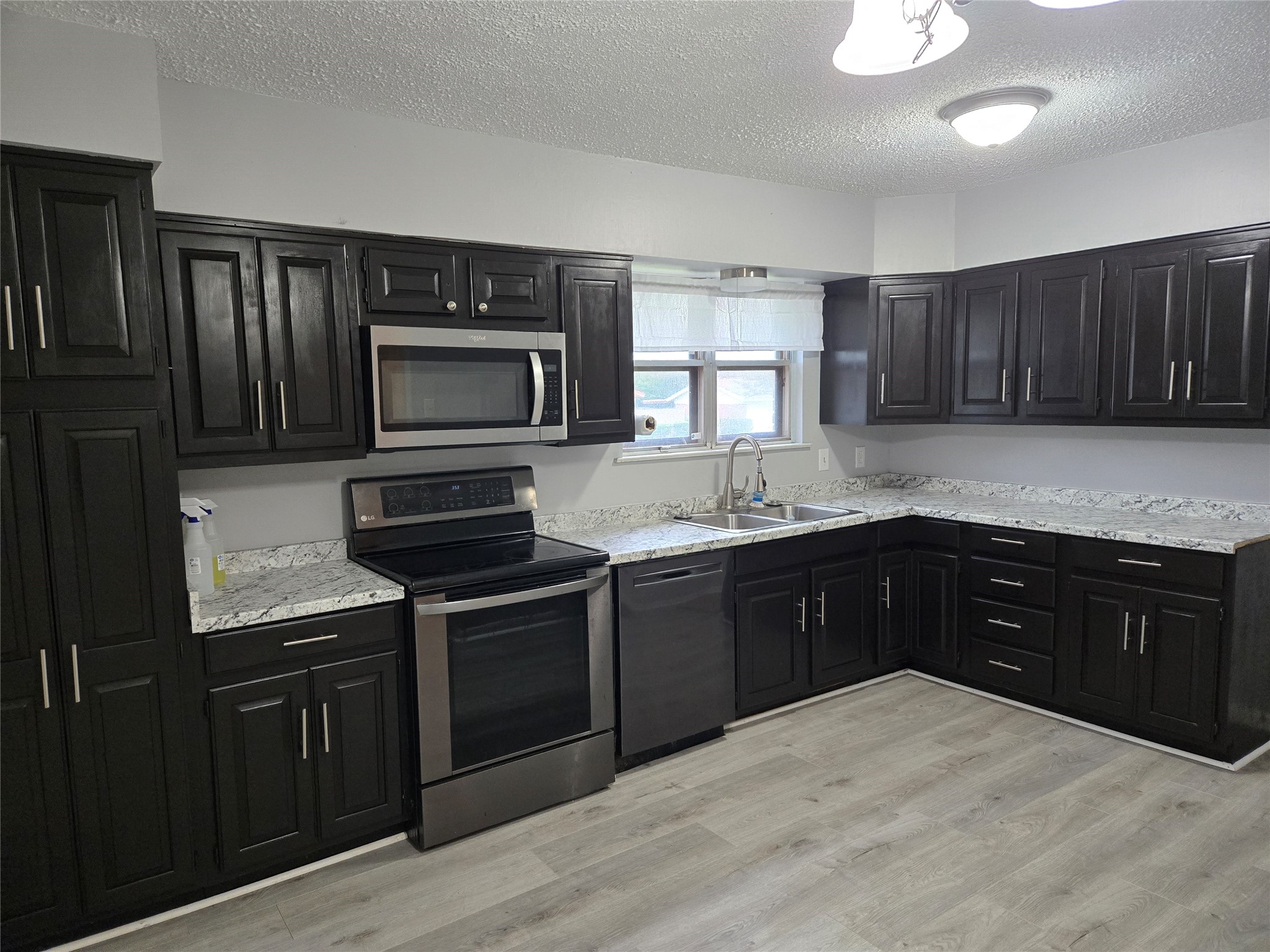 8813 Myra Street White Settlement TX 76108