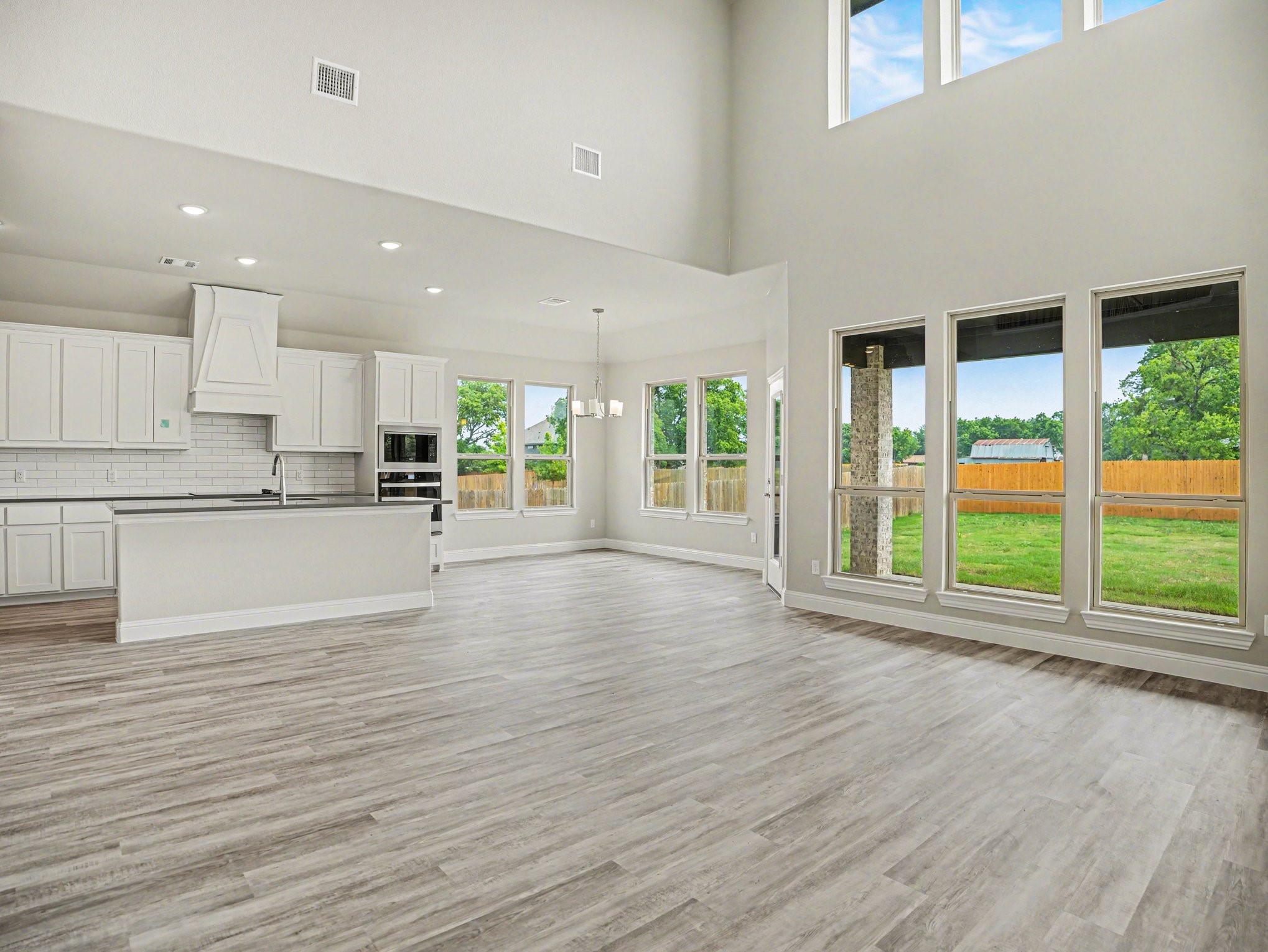 732 Candace Drive Desoto TX 75115