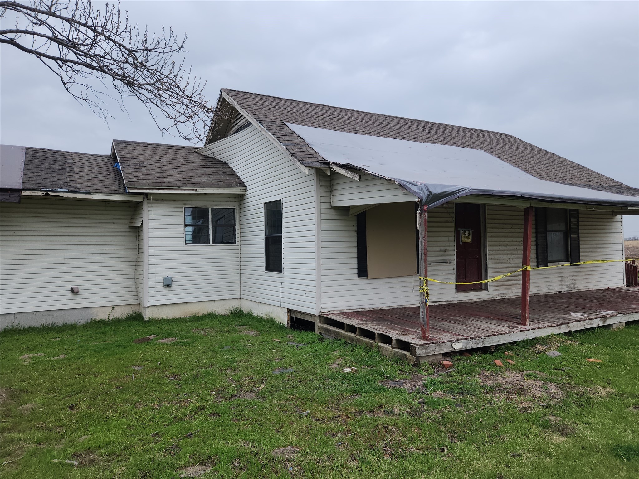 7662 NW County Road 1300 Barry TX 75102