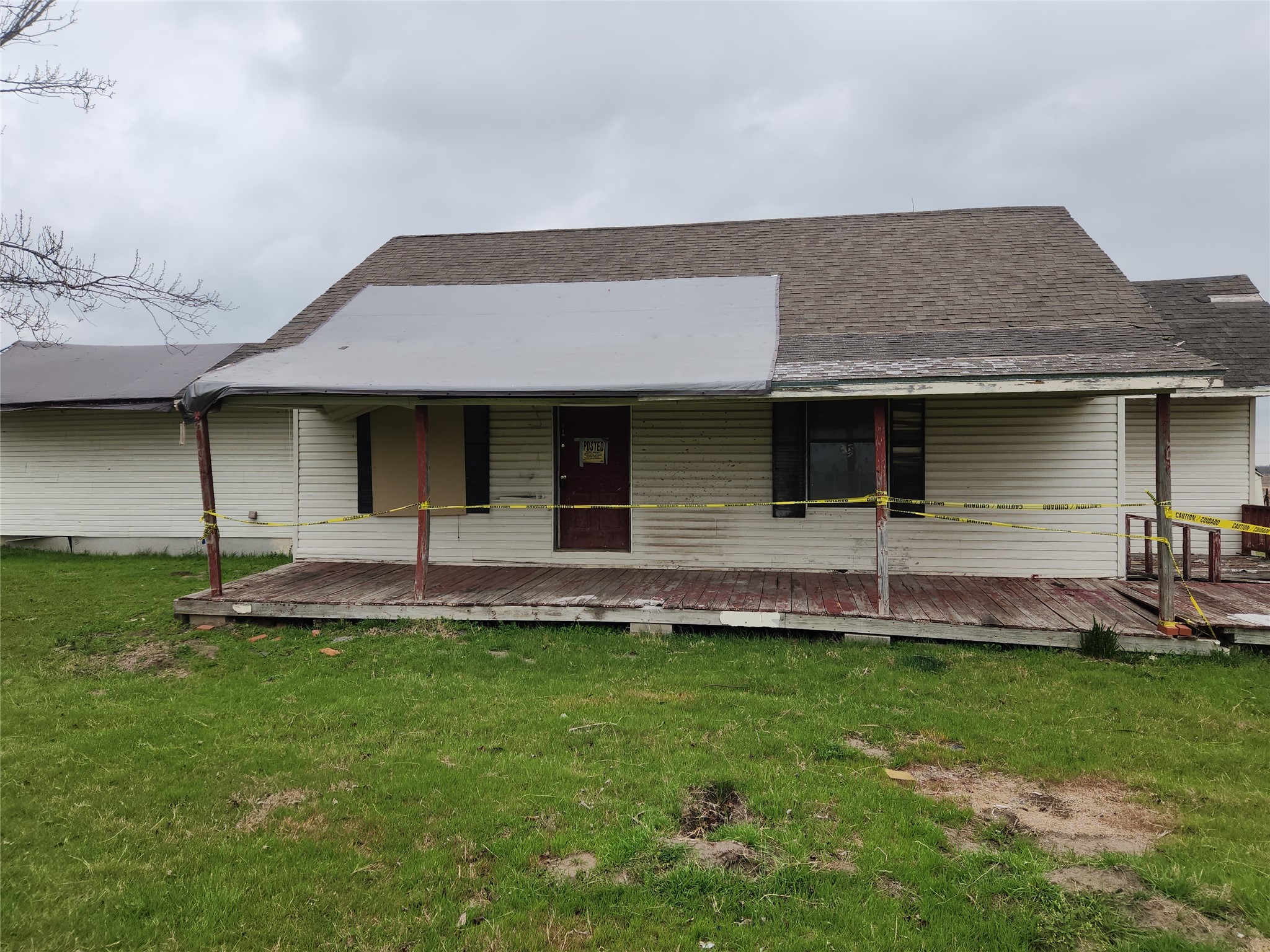 7662 NW County Road 1300 Barry TX 75102