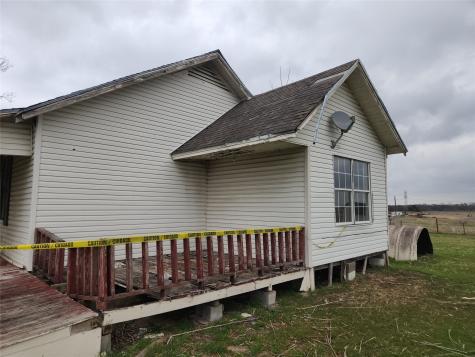7662 NW County Road 1300 Barry TX 75102