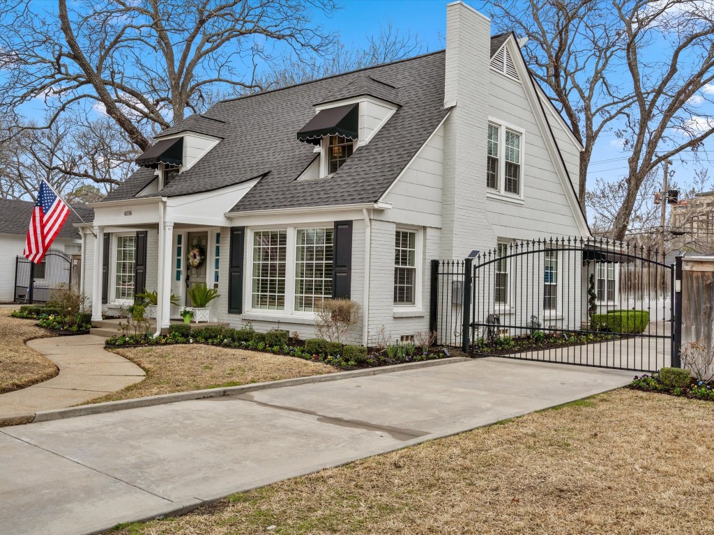 6116 Locke Avenue Fort Worth TX 76116
