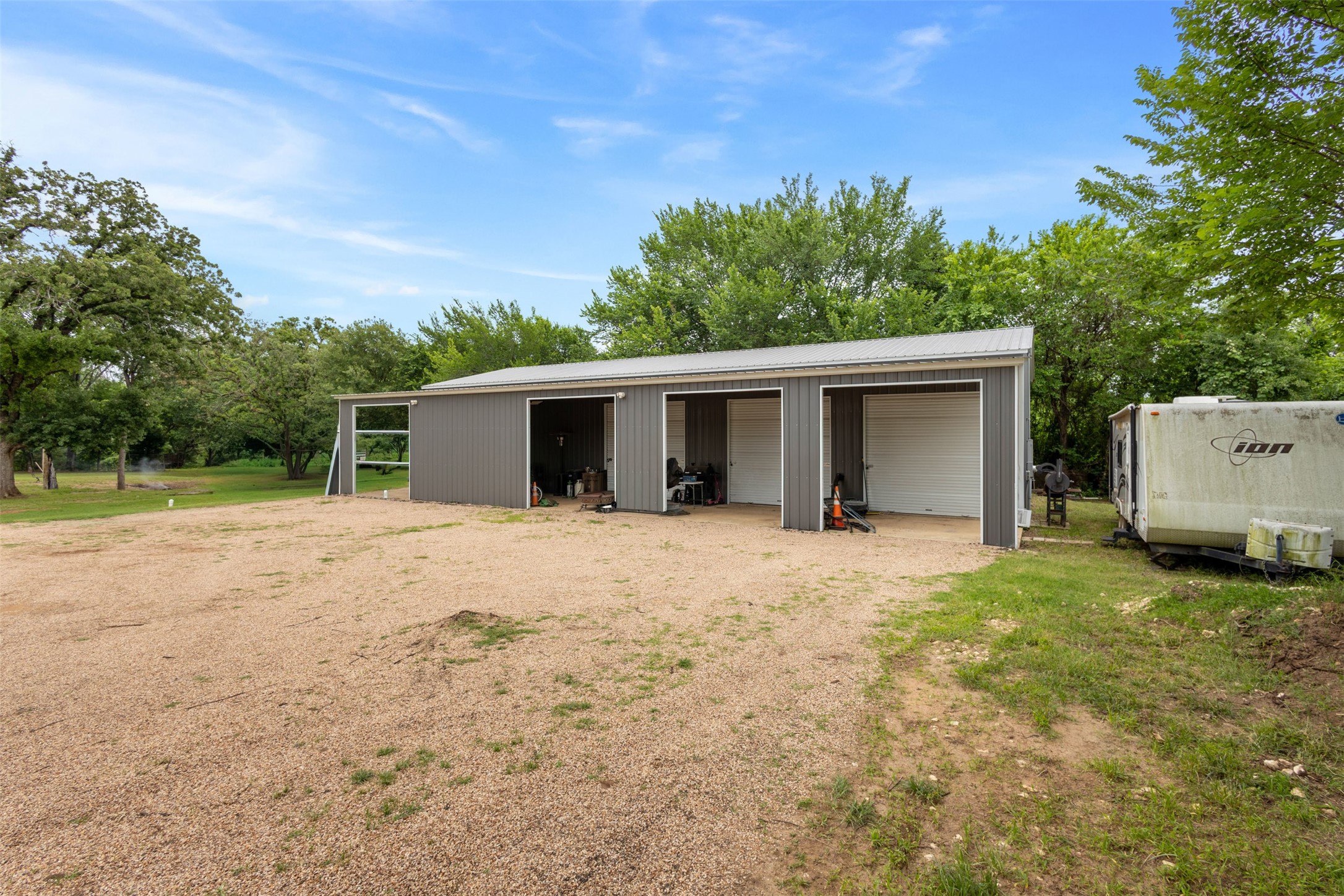 2421 N County Road 810 Alvarado TX 76009