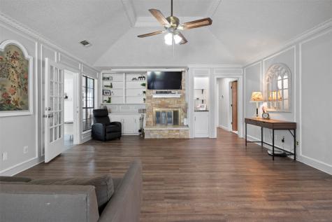 1400 Rusdell Drive Irving TX 75060