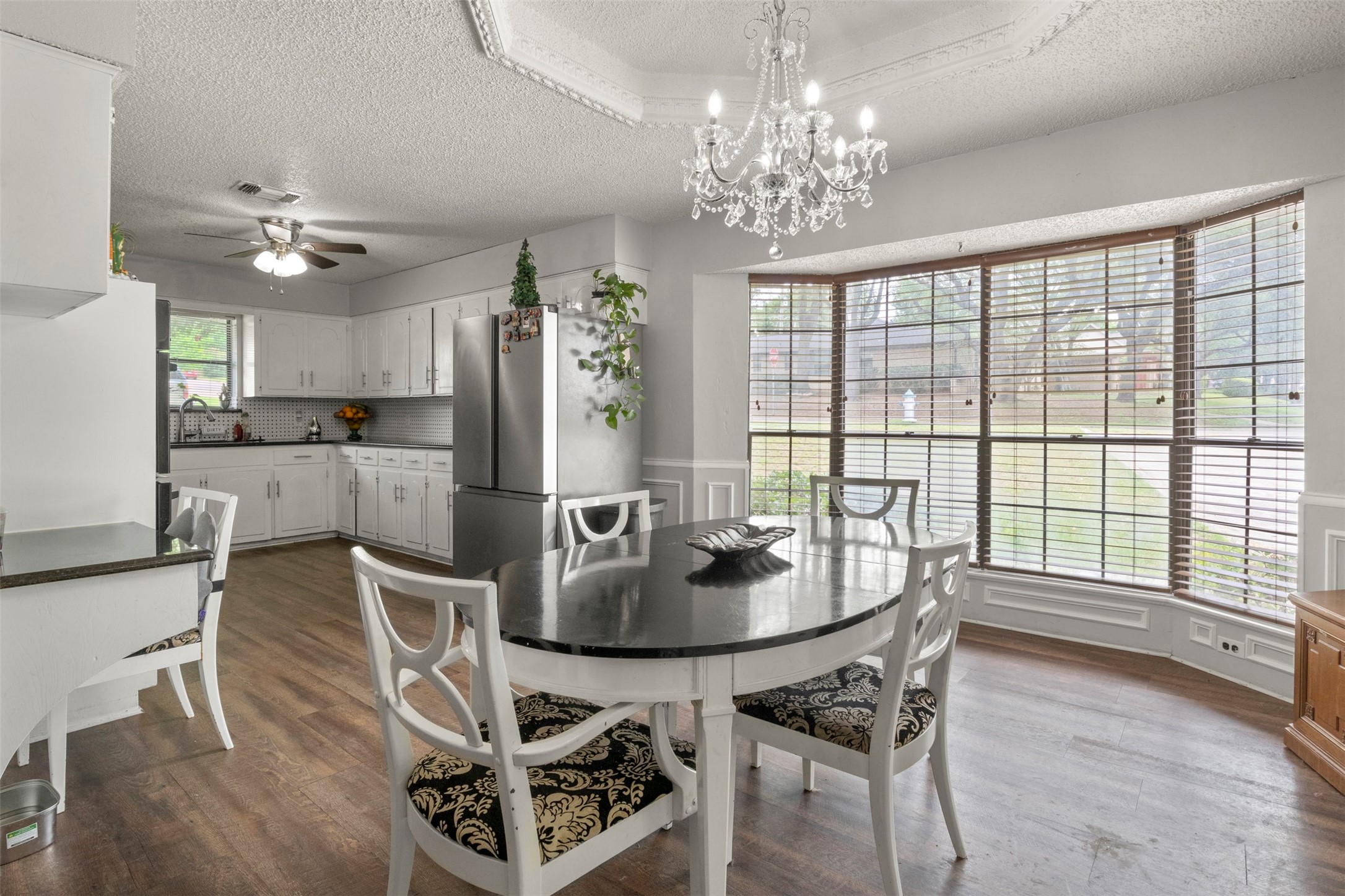 1400 Rusdell Drive Irving TX 75060