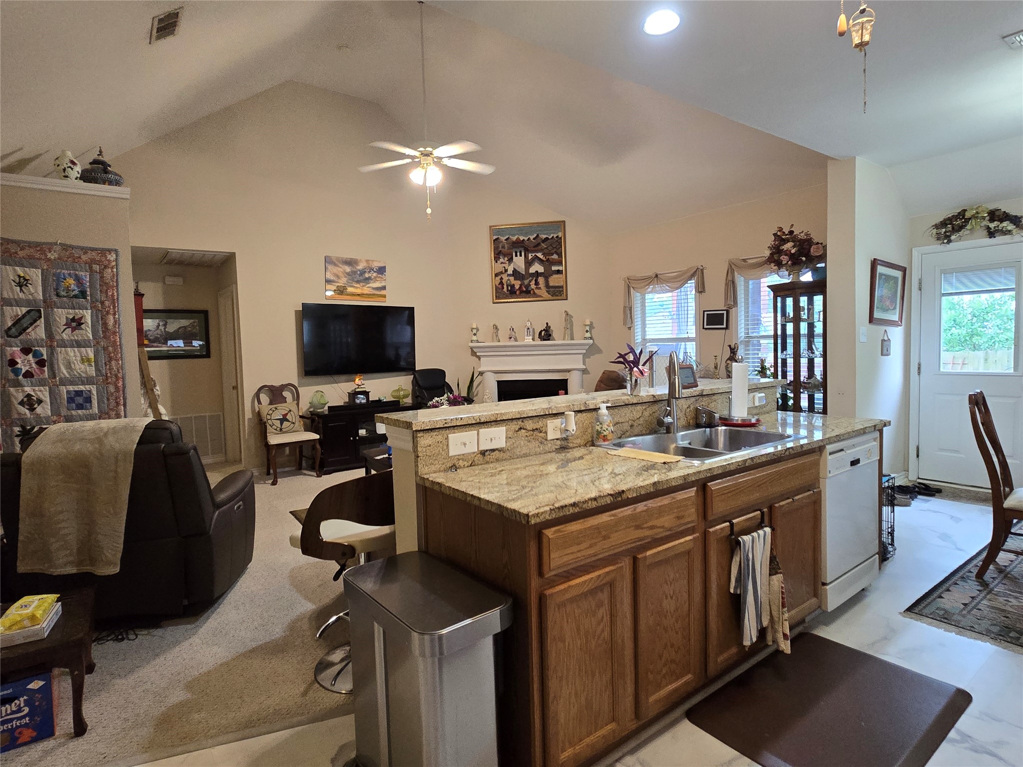6013 Meadowglen Drive Denton TX 76226