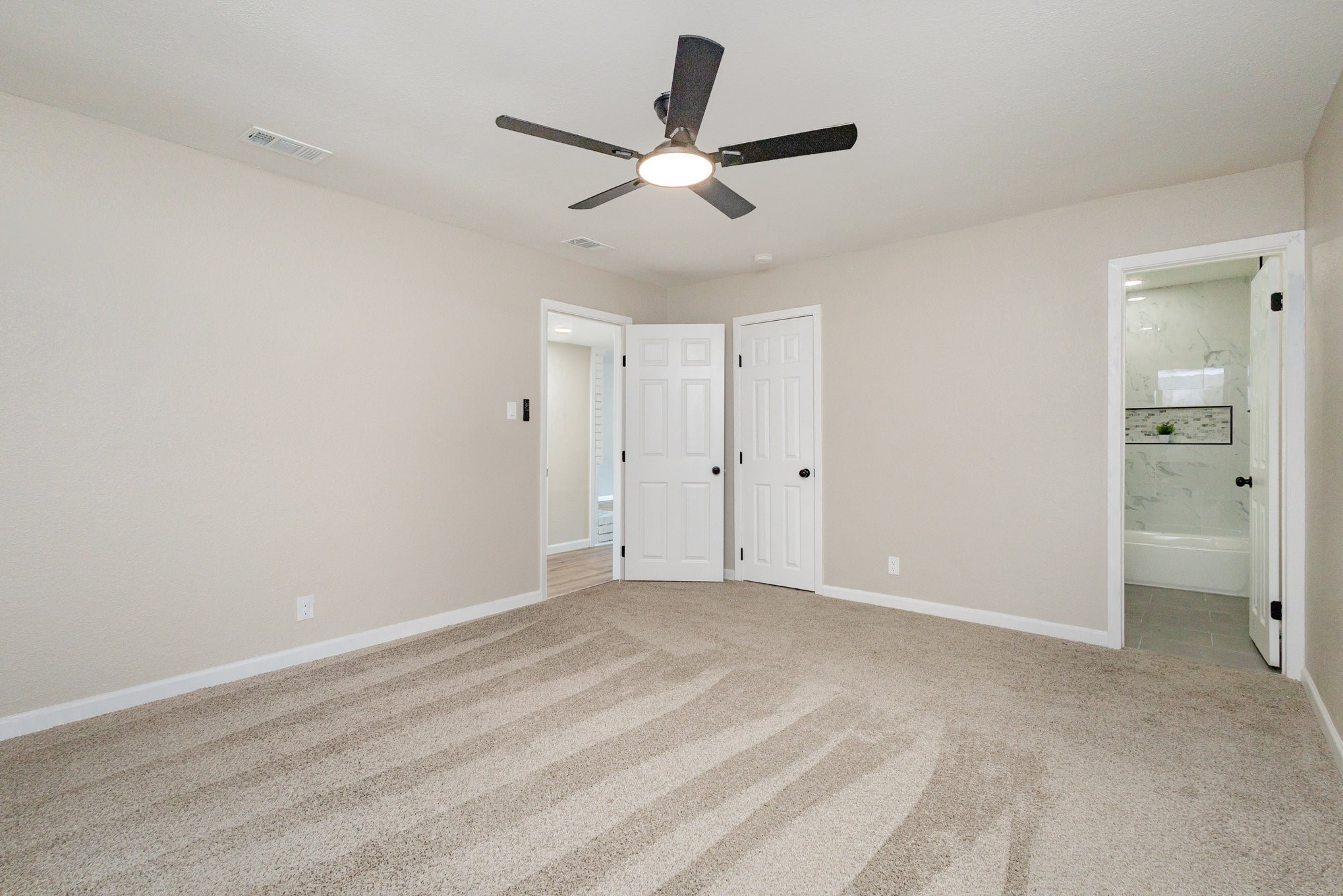 6402 Faircove Circle Garland TX 75043