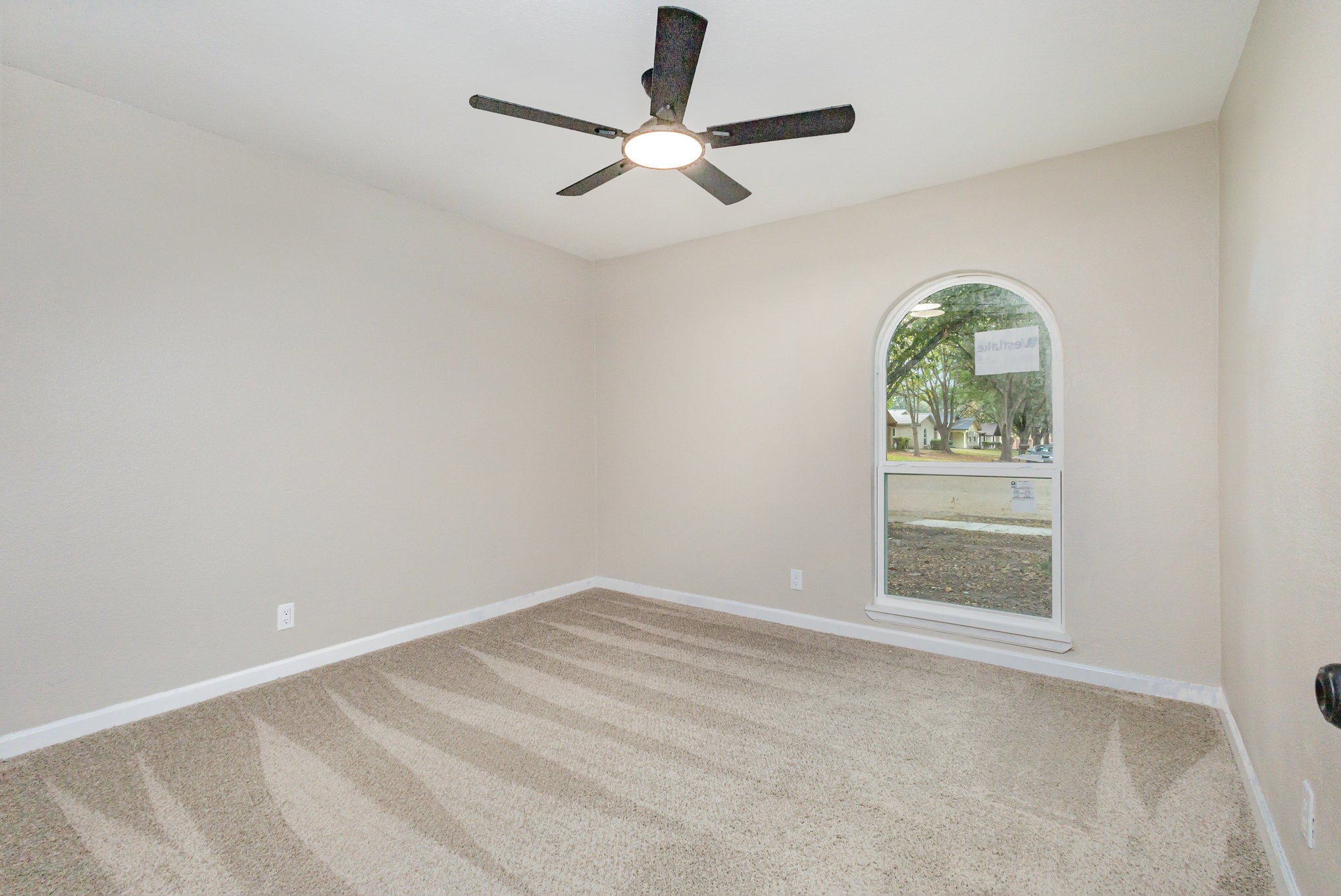 6402 Faircove Circle Garland TX 75043