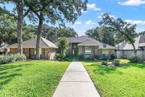 1817 Christy Court Fort Worth TX 76112