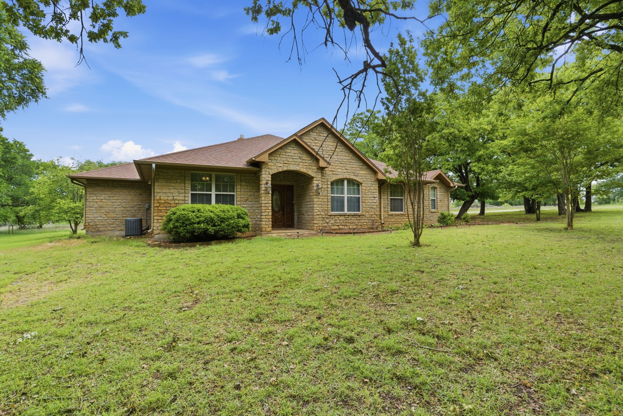 1596 County Road 510 Stephenville TX 76401