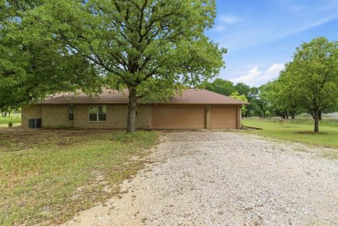 1596 County Road 510 Stephenville TX 76401