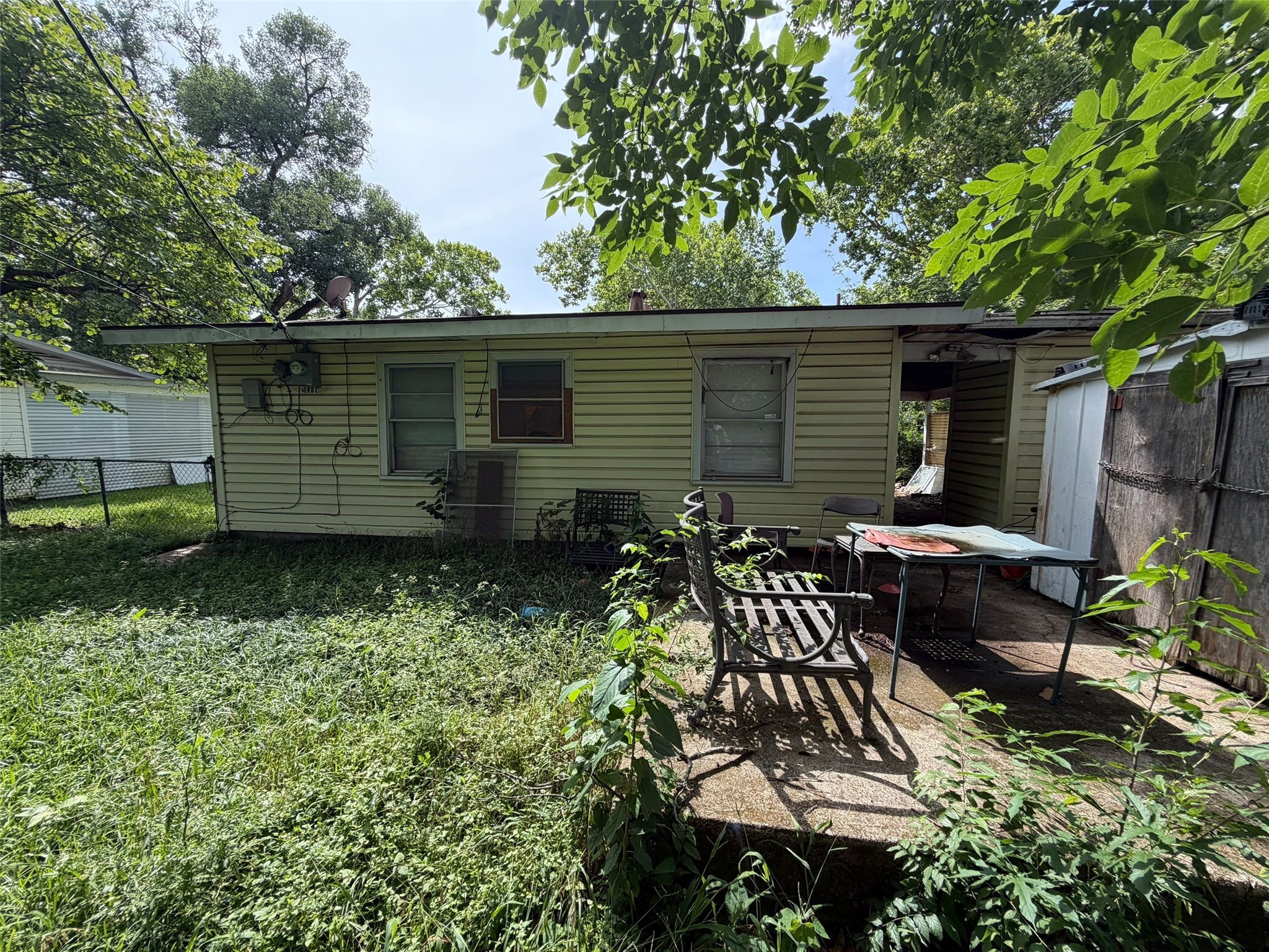 1402 Houghton Road Dallas TX 75217
