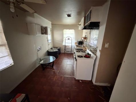 1402 Houghton Road Dallas TX 75217