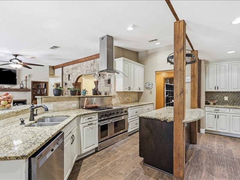 200 Timberlane Terrace Euless TX 76039