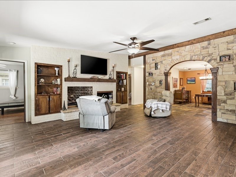 200 Timberlane Terrace Euless TX 76039
