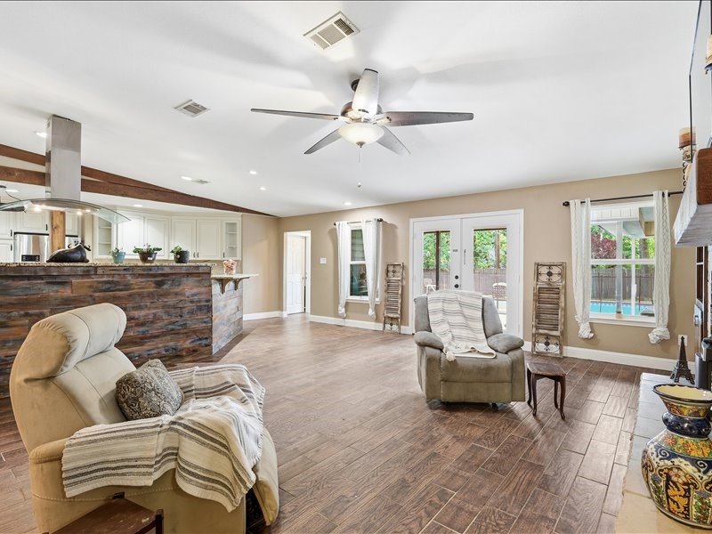200 Timberlane Terrace Euless TX 76039