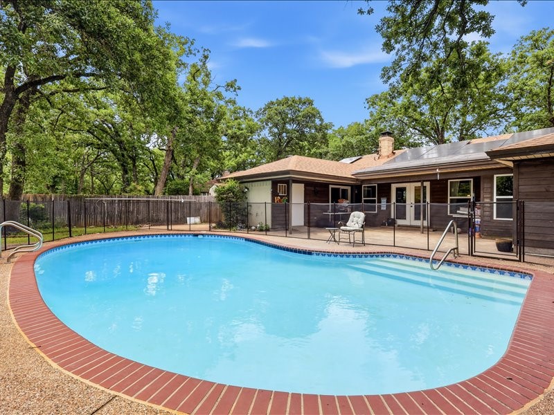 200 Timberlane Terrace Euless TX 76039