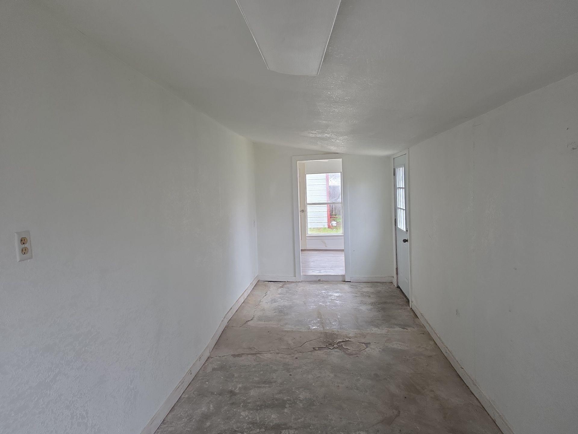 302 E Gertrude Street Crandall TX 75114