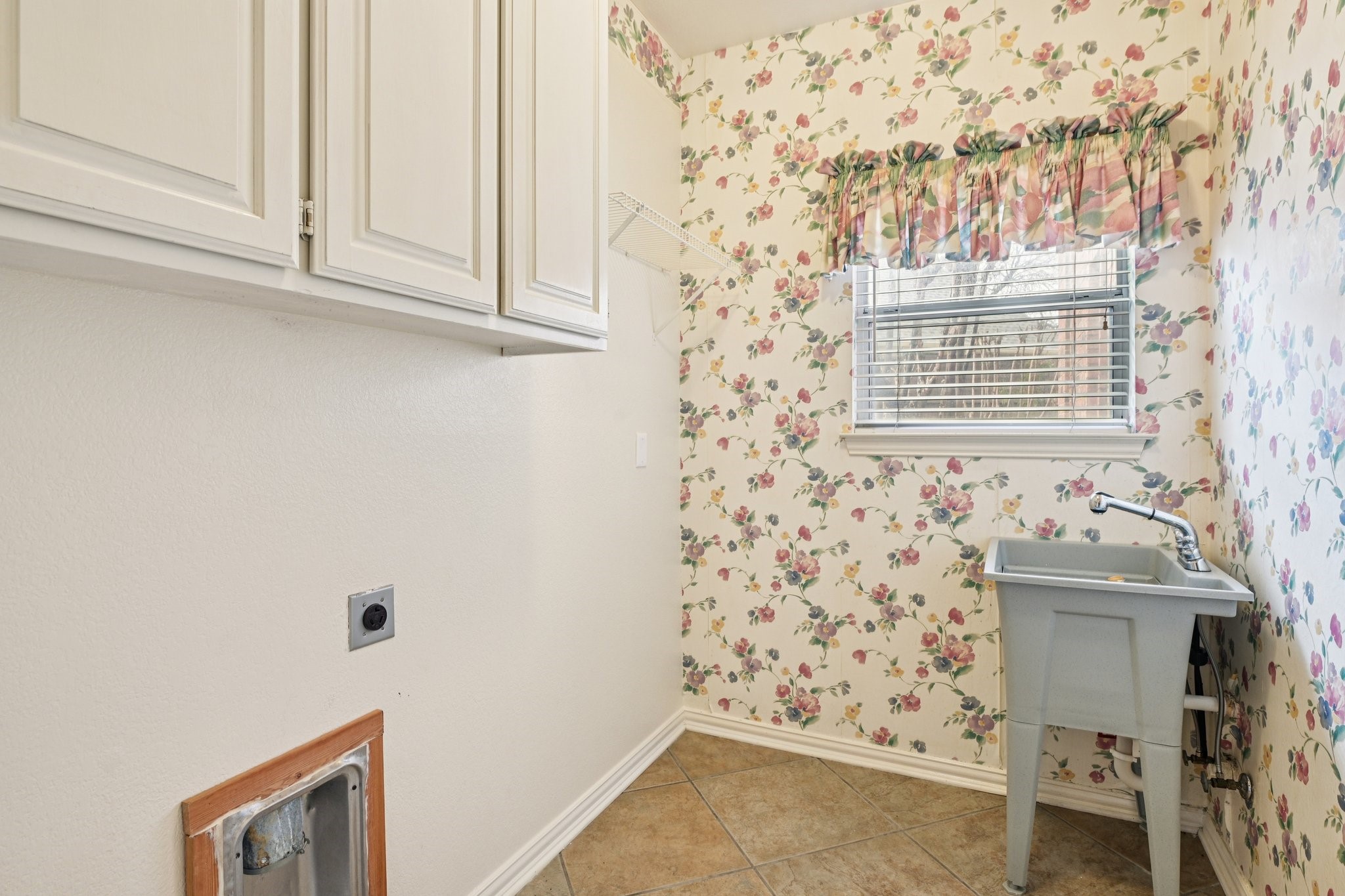 4519 Edge Creek Lane Arlington TX 76017