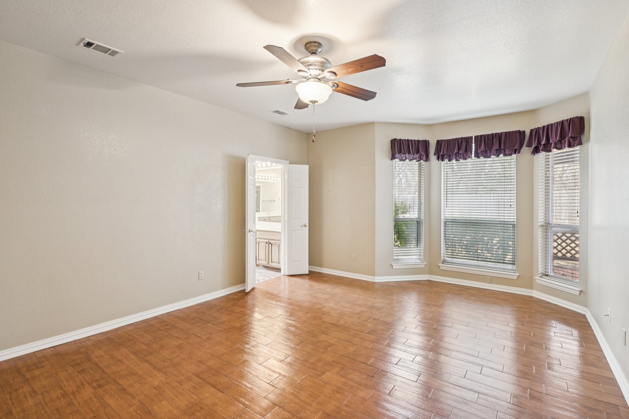 4519 Edge Creek Lane Arlington TX 76017
