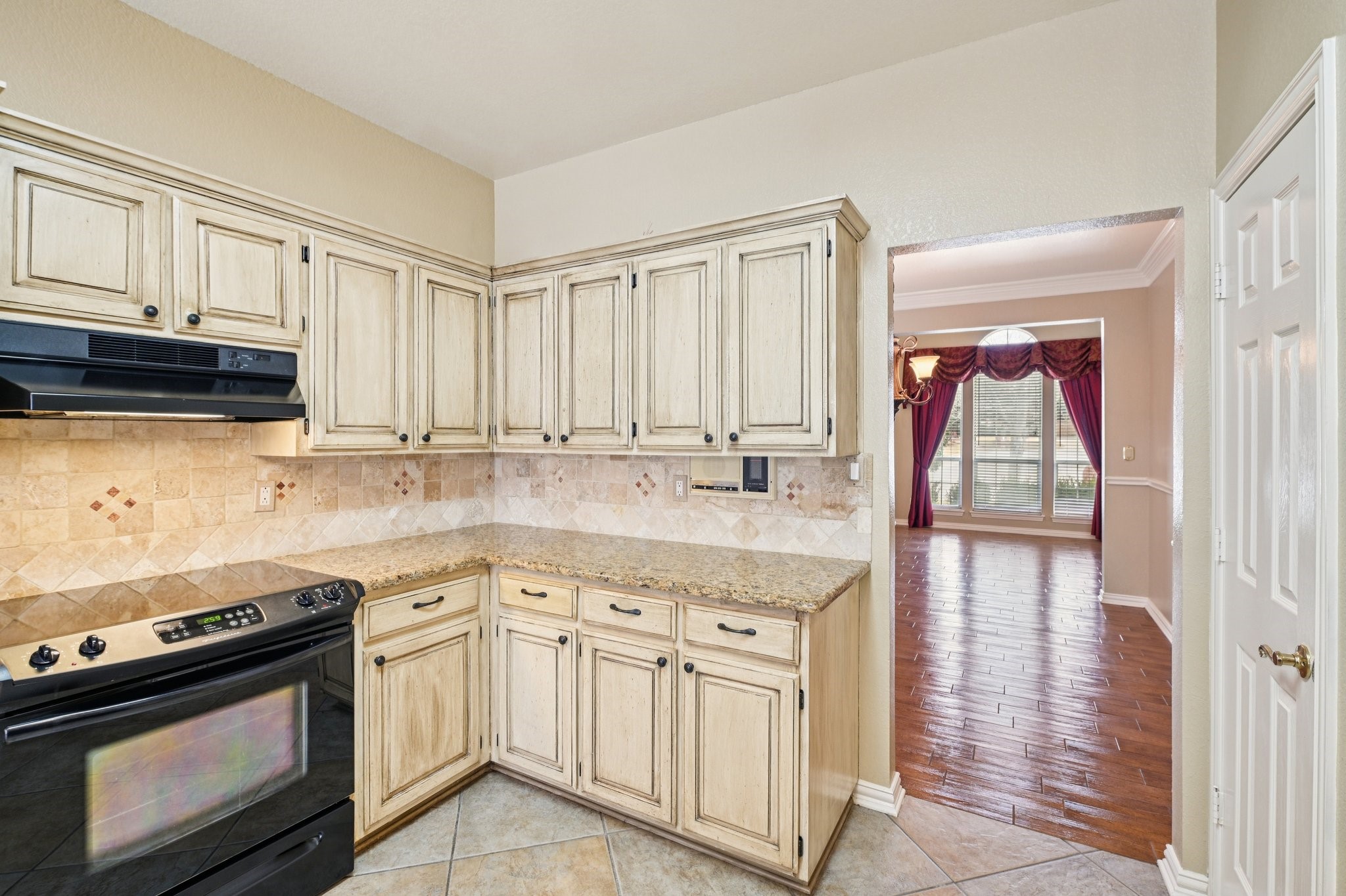 4519 Edge Creek Lane Arlington TX 76017