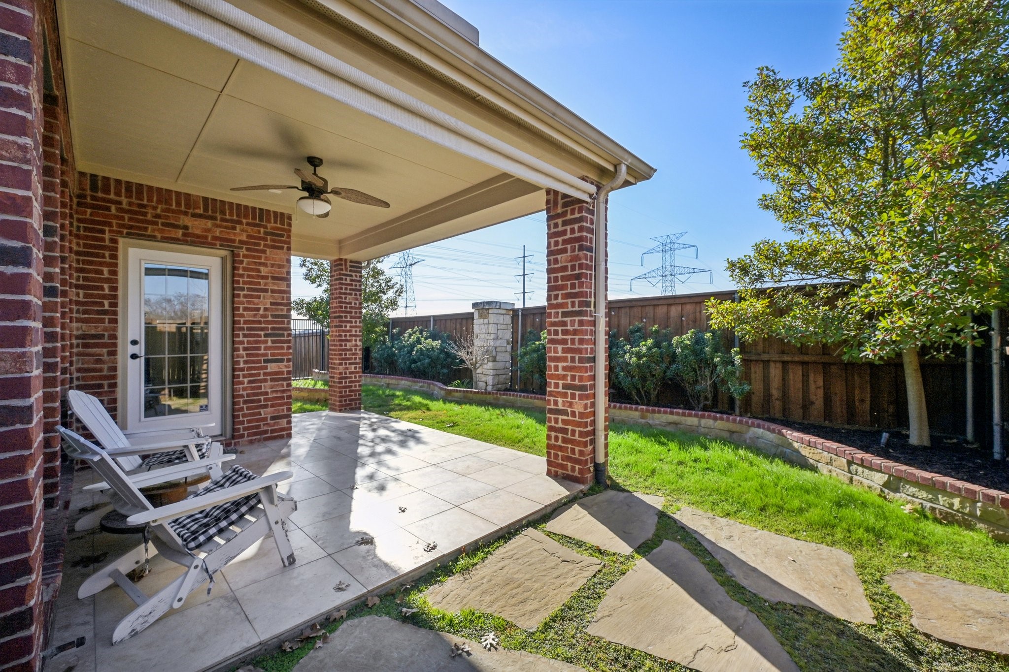 520 Eastland Drive Lewisville TX 75056