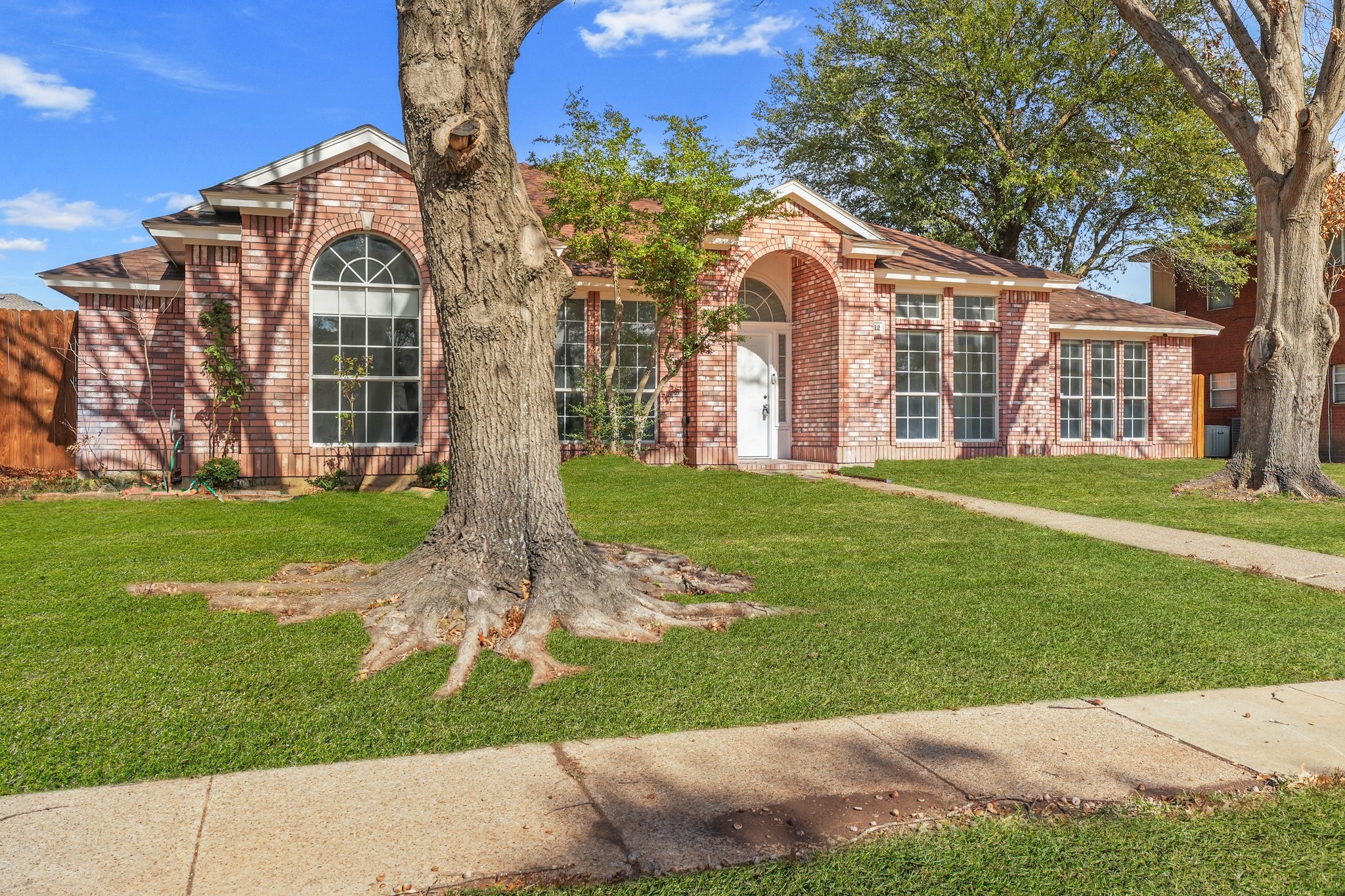 2912 Olympia Drive Grand Prairie TX 75052