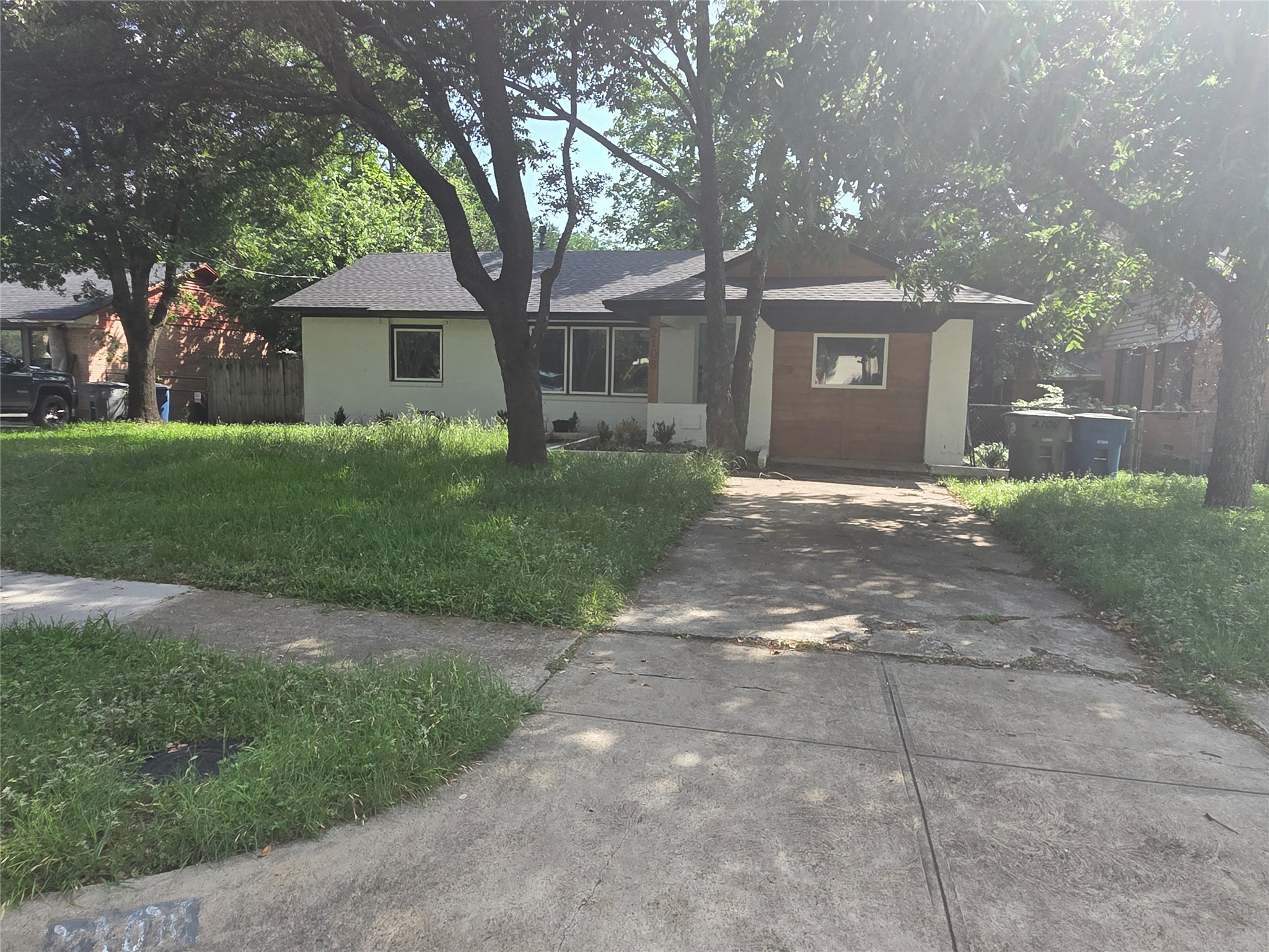 2108 Blake Avenue Dallas TX 75228