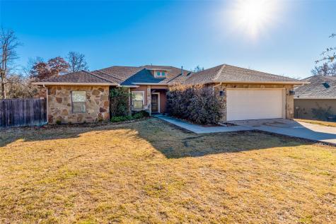 1817 Woodland Park Drive Denison TX 75020