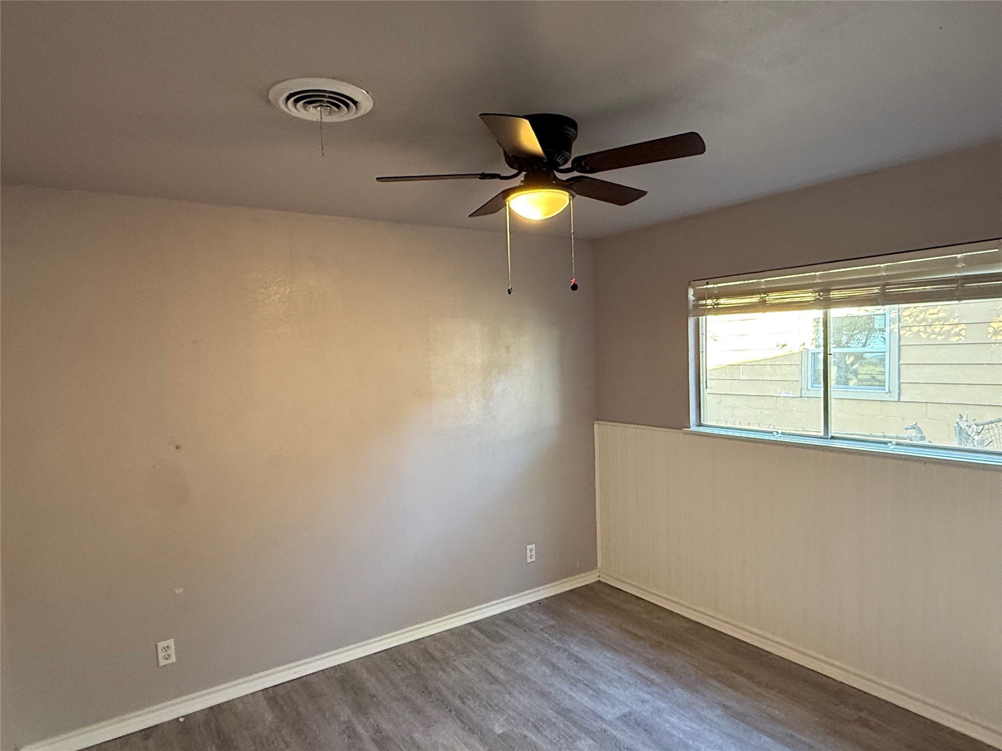 1513 Lawdwin Avenue Bridgeport TX 76426